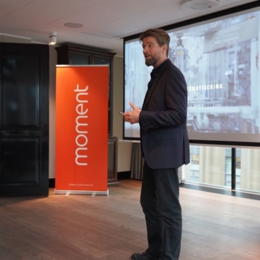 Moment fik besøg af Thomas Telving til et kunstig intelligens foredrag